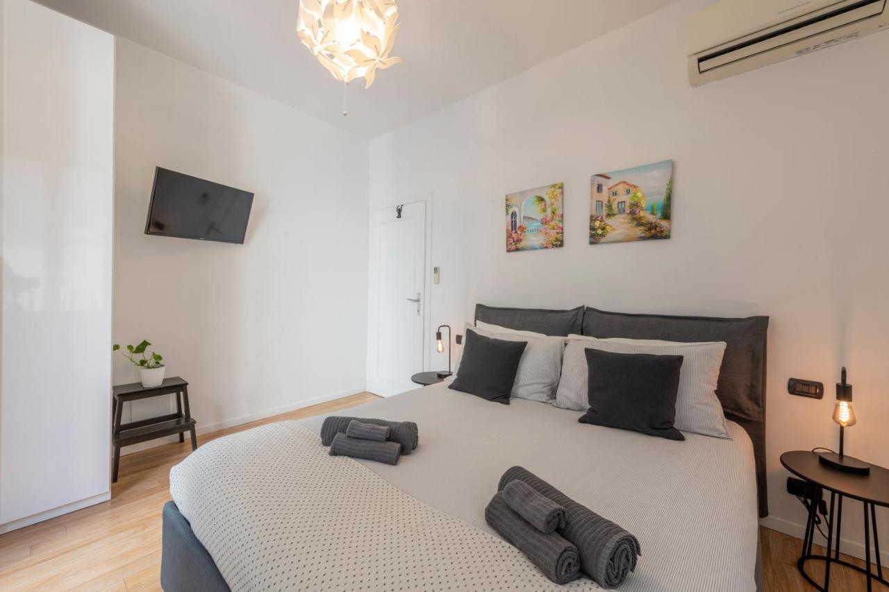 Boutique Apartment Porta Duomo, Close To The Lake! Como Kültér fotó